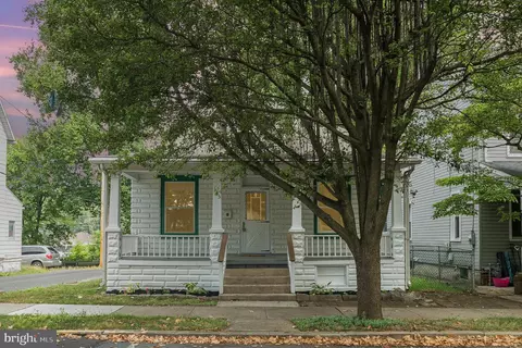 145 Bosler Ave, Lemoyne, PA 17043