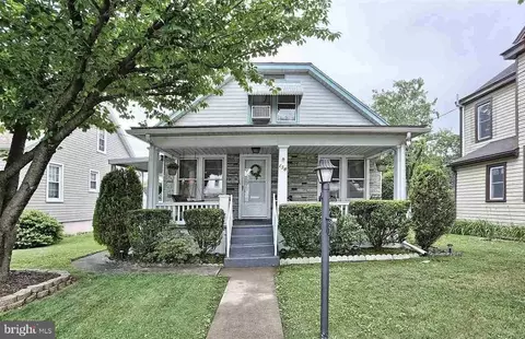 158 D St, Carlisle, PA 17013