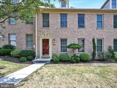 1426 Timber Chase Dr, Mechanicsburg, PA 17050