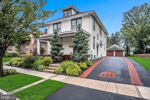 277 Walton St, Lemoyne, PA 17043
