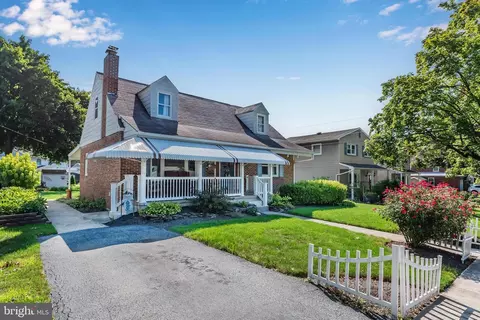 7 N 30th St, Camp Hill, PA 17011