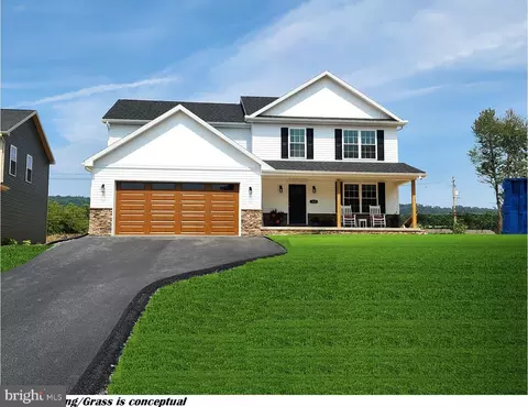 106 Bungalow Rd, Enola, PA 17025