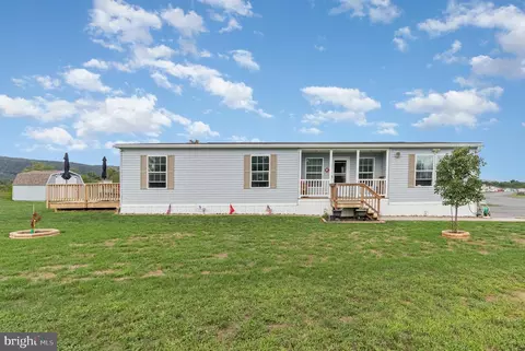 141 Country View Est, Newville, PA 17241