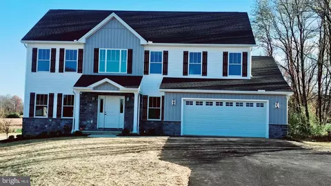 3 Hawthorn Ct, Carlisle, PA 17015