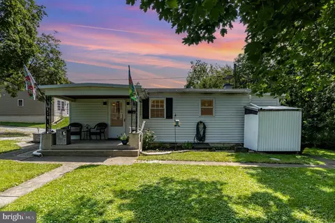 326 Pitt St, Enola, PA 17025