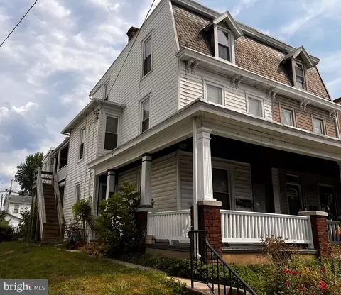 414 3rd St, New Cumberland, PA 17070