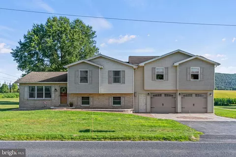 1115 Baish Rd, Mechanicsburg, PA 17055
