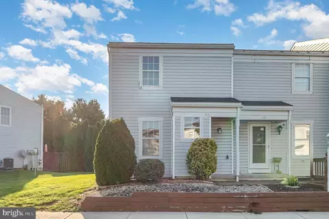 717 Old Silver Spring Rd, Mechanicsburg, PA 17055