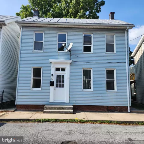 114 W Green St, Mechanicsburg, PA 17055