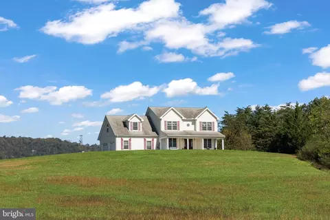 699 Stone Church Rd, Carlisle, PA 17015