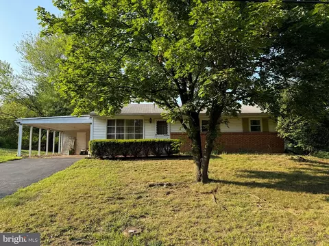 5408 Legene Ln, Enola, PA 17025