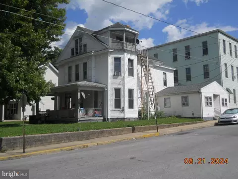 200 E Orange St, Shippensburg, PA 17257
