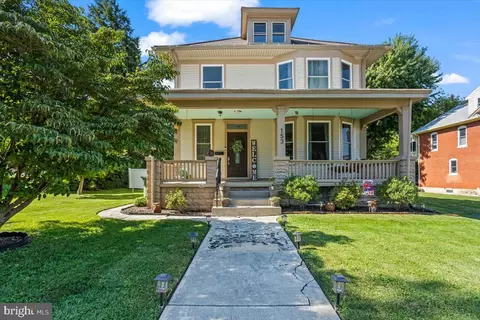 153 15th St, New Cumberland, PA 17070