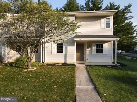 516 Thomas Rd, Camp Hill, PA 17011