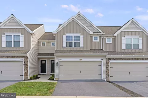 1630 Haralson Dr, Mechanicsburg, PA 17055