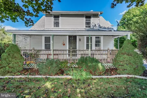373 York Rd, Carlisle, PA 17013