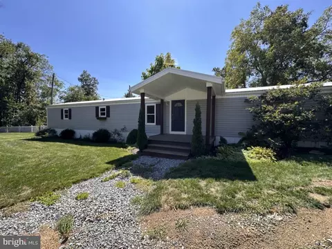 1690 Mountain Rd, Newburg, PA 17240