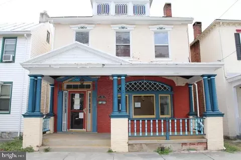 56 W Big Spring Ave, Newville, PA 17241