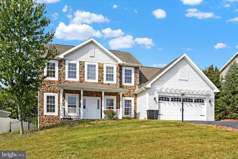 35 West Vw, Carlisle, PA 17013