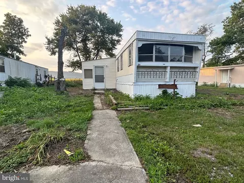 82 Linda Dr #25, Mechanicsburg, PA 17050