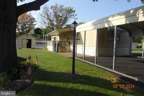 58 S Hollar Dr, Shippensburg, PA 17257