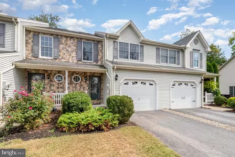 43 Keefer Way, Mechanicsburg, PA 17055