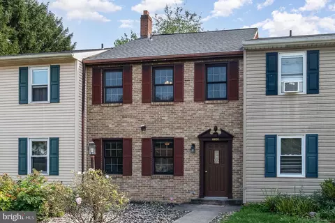 6402 Salem Park Cir, Mechanicsburg, PA 17050