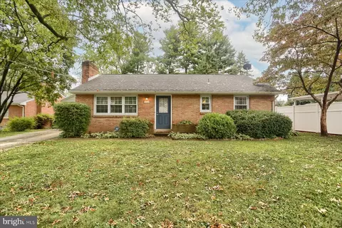 4307 Park St, Camp Hill, PA 17011