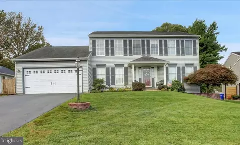 7 Ash Dr, Mechanicsburg, PA 17050
