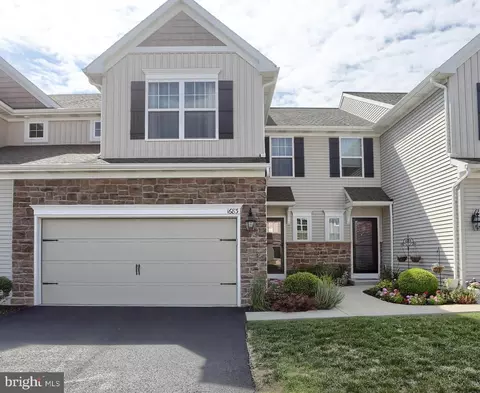 1683 Haralson Dr, Mechanicsburg, PA 17055