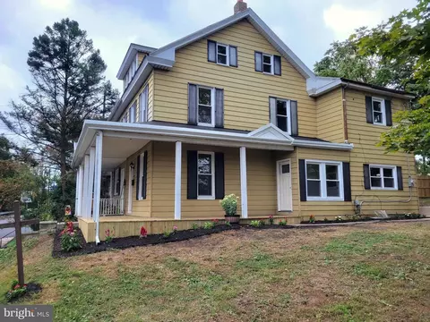 1302 4th St, Enola, PA 17025