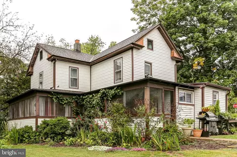 1429 5th St, Enola, PA 17025