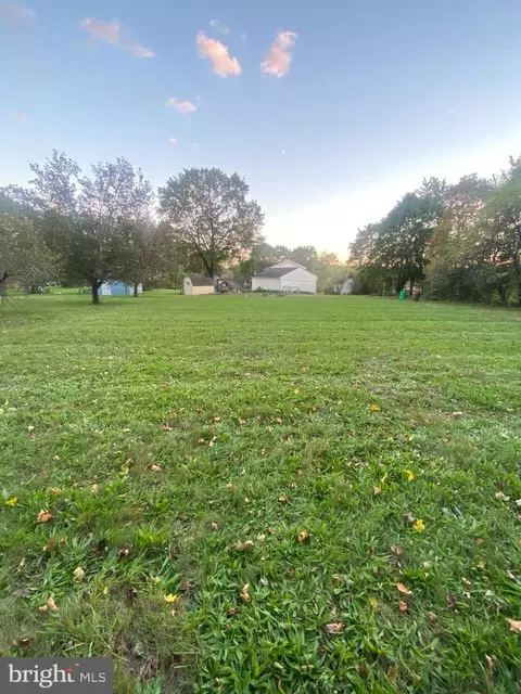 6030 Wertzville Rd, Enola, PA 17025