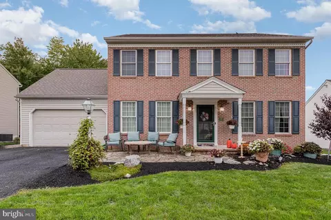 714 Veronica Ln, Enola, PA 17025