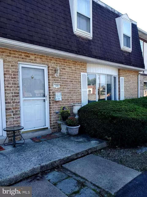 150 E Chapel Ave, Carlisle, PA 17013