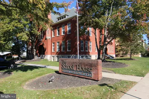 133 W Locust St #120, Mechanicsburg, PA 17055
