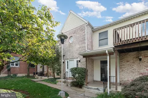 2142 Market St #A201, Camp Hill, PA 17011