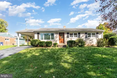 409 Cascade Rd, Mechanicsburg, PA 17055