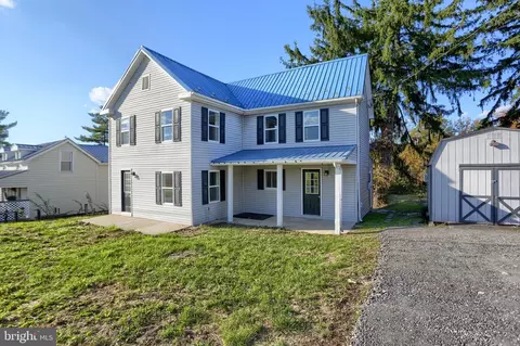 2187 Pine Rd, Newville, PA 17241
