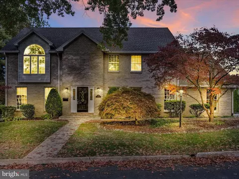 515 Gale Rd, Camp Hill, PA 17011
