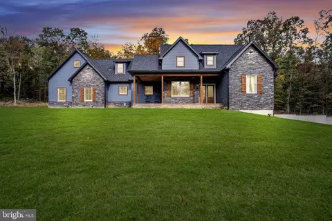 43 Owl Ln, Newville, PA 17241