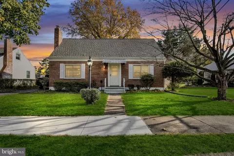 3907 Church St, Camp Hill, PA 17011