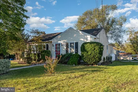 1930 Sterretts Gap Ave, Carlisle, PA 17013