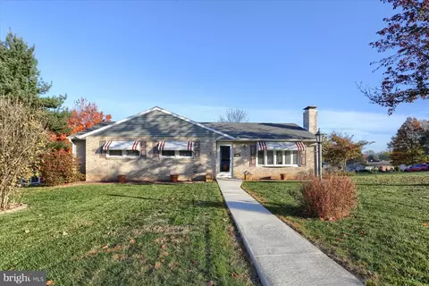 1000 Sheffield Ave, Mechanicsburg, PA 17055