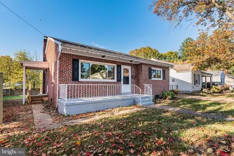 815 16th St, New Cumberland, PA 17070