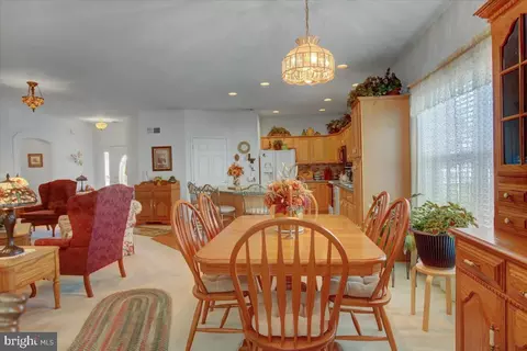 Dining - 31 Lantern Ln, Shippensburg, PA 17257 photo 1 of 2