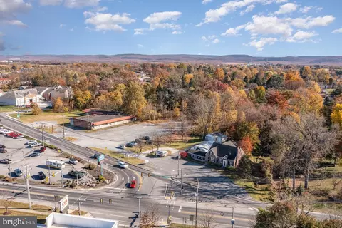 700 E King St E, Shippensburg, PA 17257