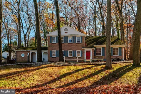 4905 Colonial Dr, Mechanicsburg, PA 17055