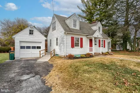 409 E Green St, Camp Hill, PA 17011
