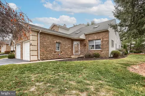 4216 Nantucket Dr, Mechanicsburg, PA 17050